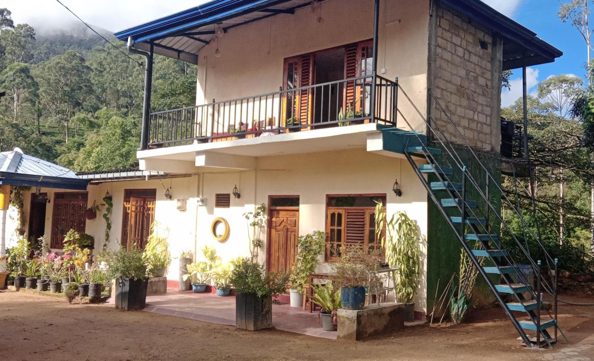 Vegetable Garden House Hotel Nallathanniya Bagian luar foto